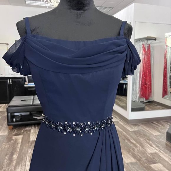 May Queen Dress 1611 NWT - Picture 3 of 7